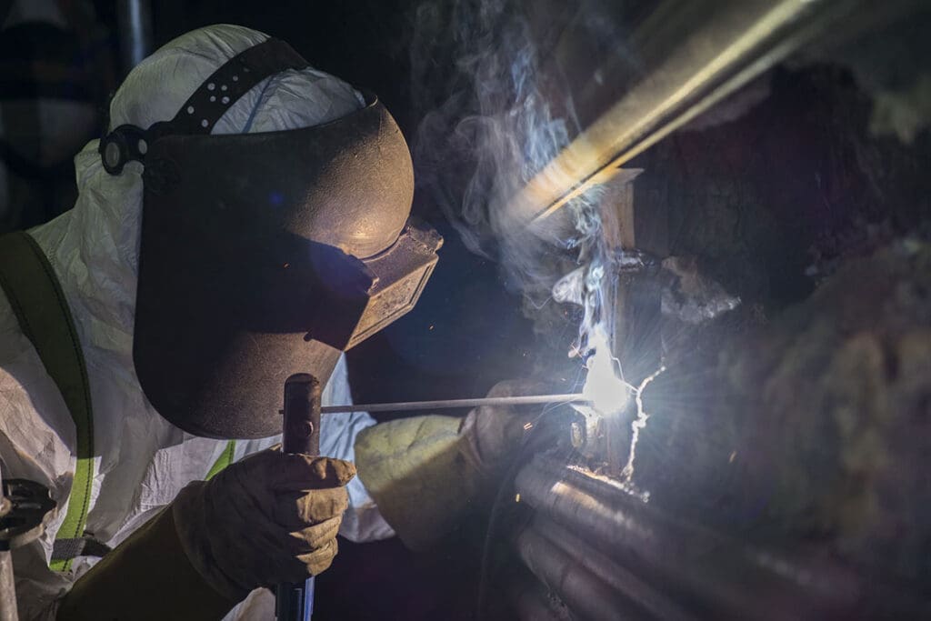 Piper welder using a welder